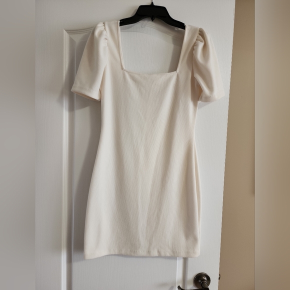 Puff Sleeve Mini Dress - Picture 5 of 15